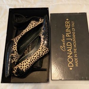 Donald J Pliner Pumps